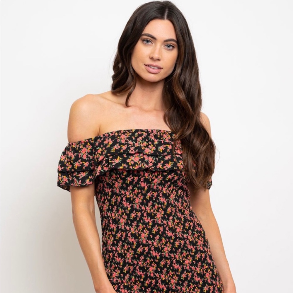 Floral shape dress